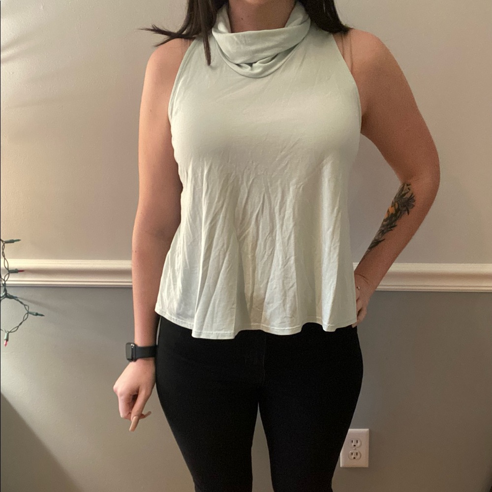 Fashion Nova tank top w/ open back size M